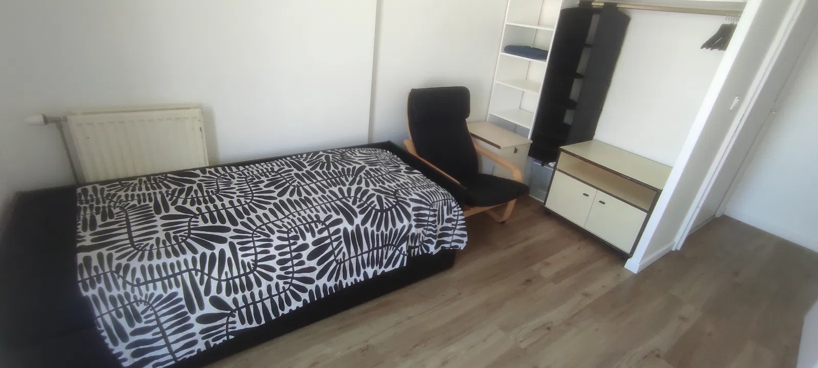 Chambre Place des Découvertes à Noisy-le-Sec