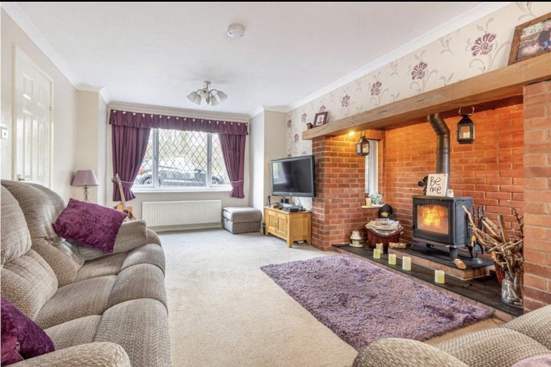Room Goosehill Close in Redditch