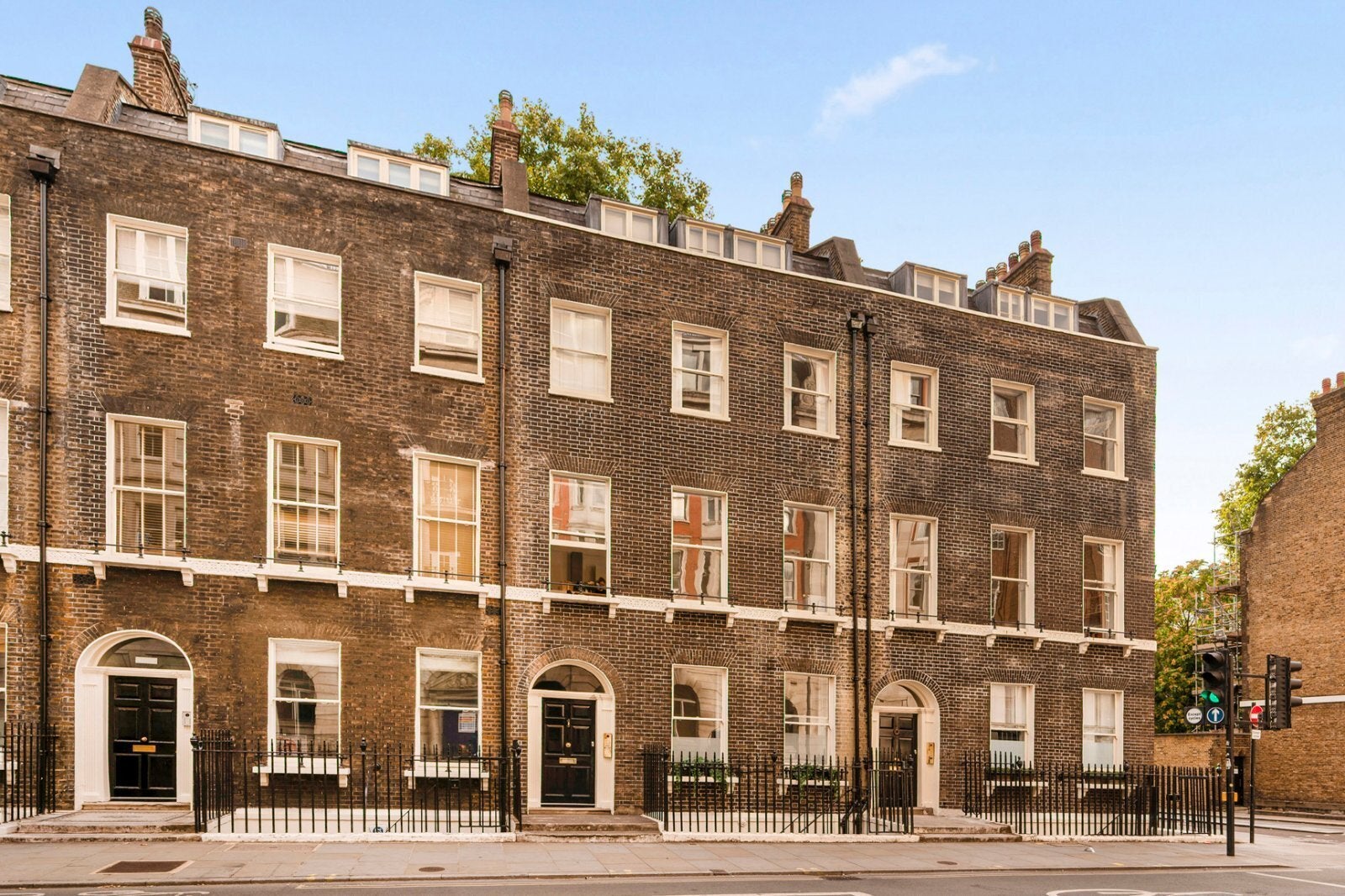 Flat Gower Street in Greater London