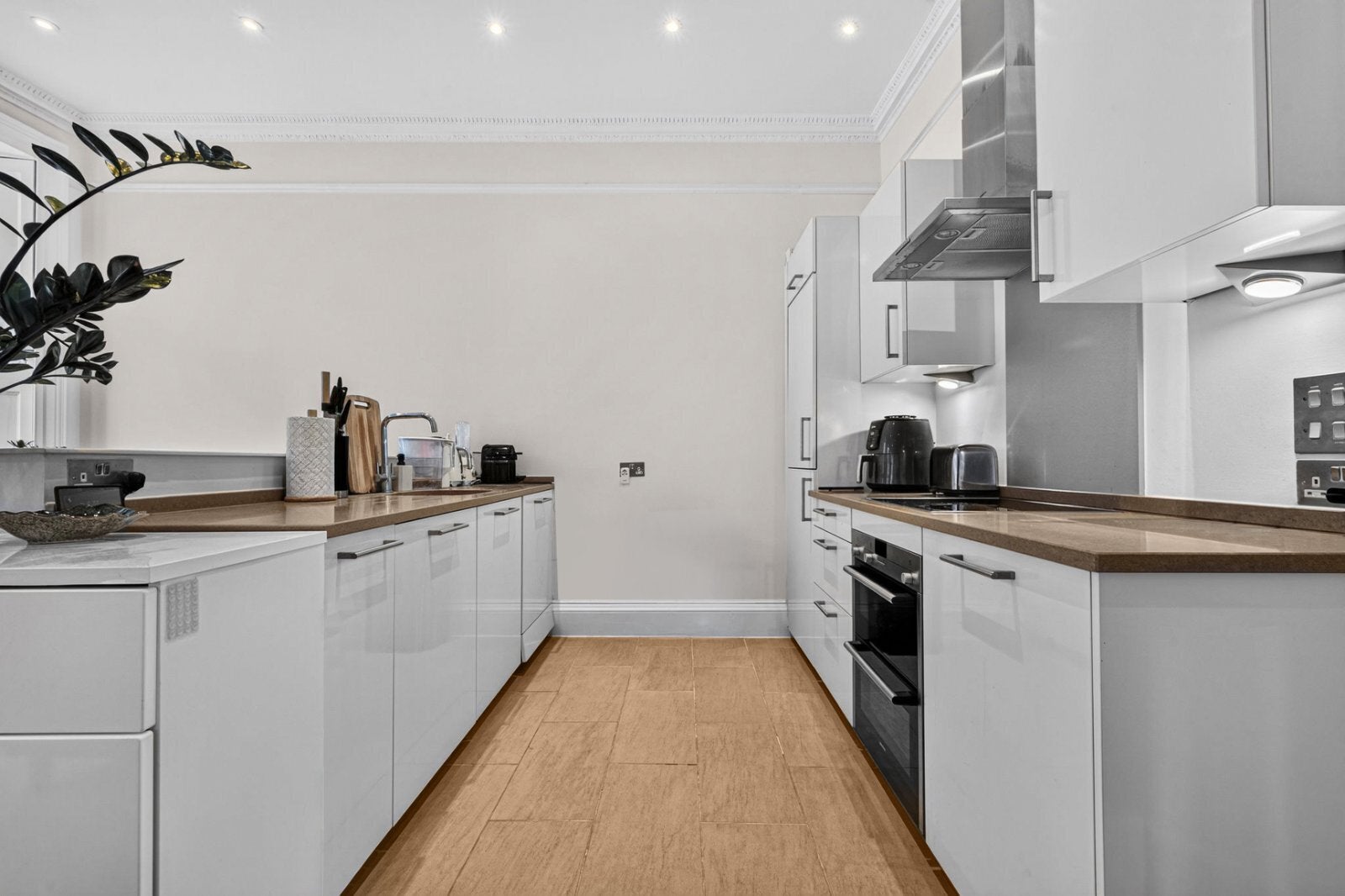Flat Gower Street in Greater London