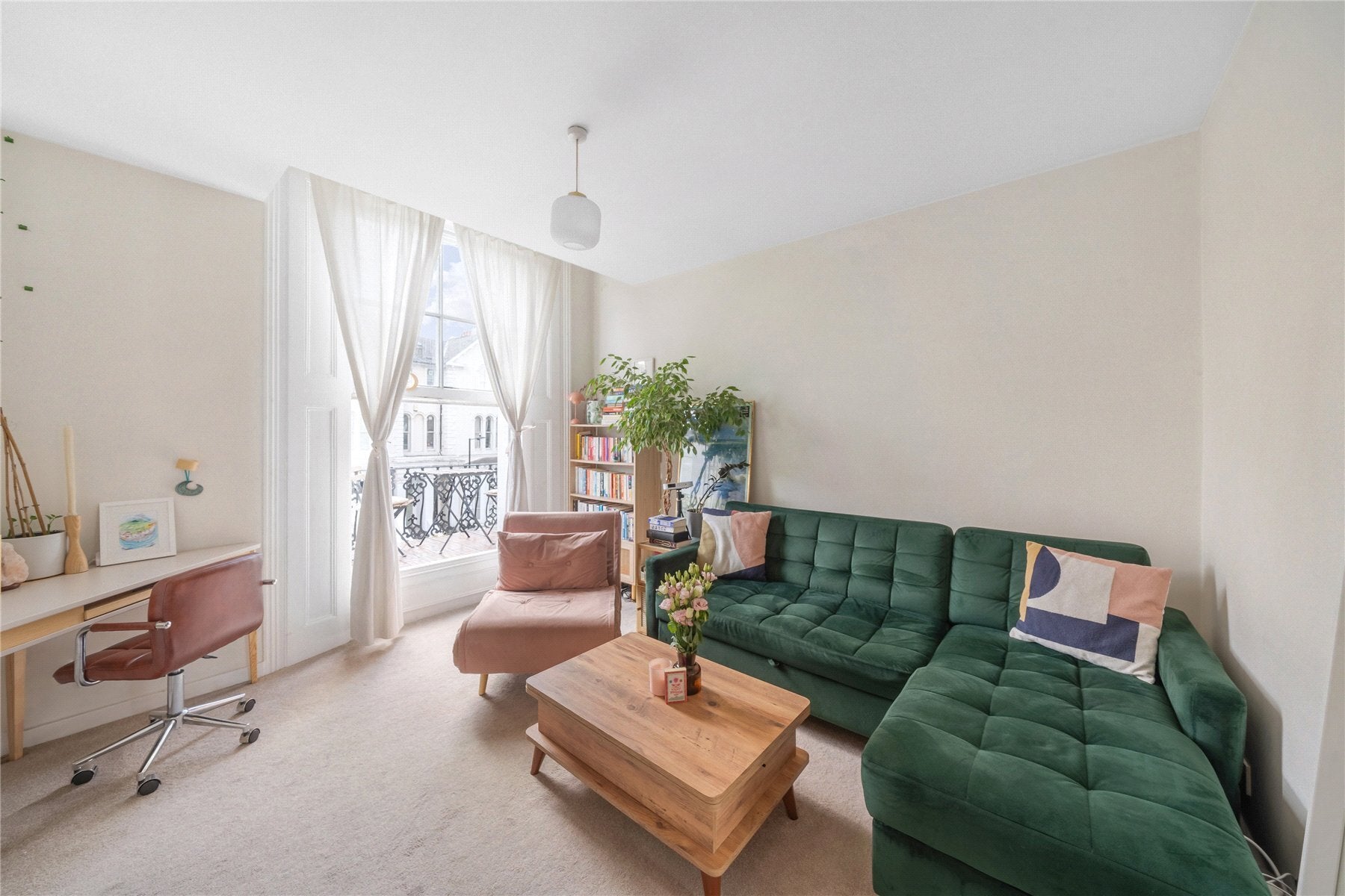 Flat Talbot Road in City of Westminster