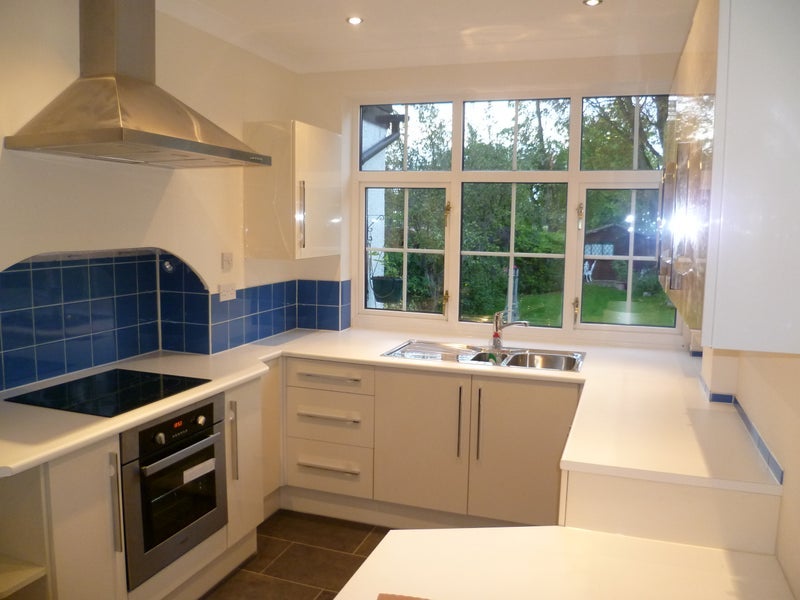 Room Wilmer Way in Greater London