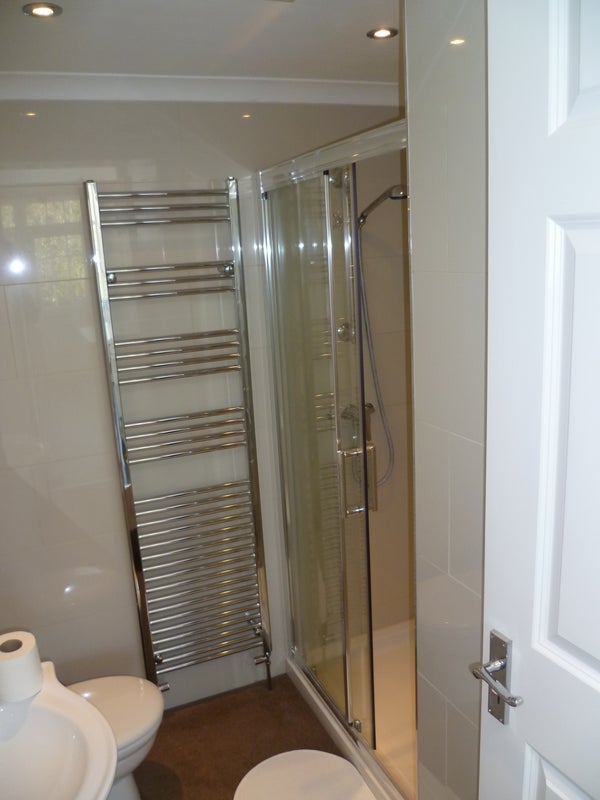 Room Wilmer Way in Greater London