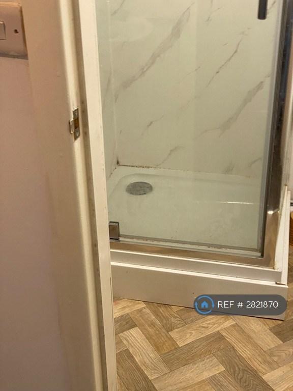 Room Fylde Street in Farnworth
