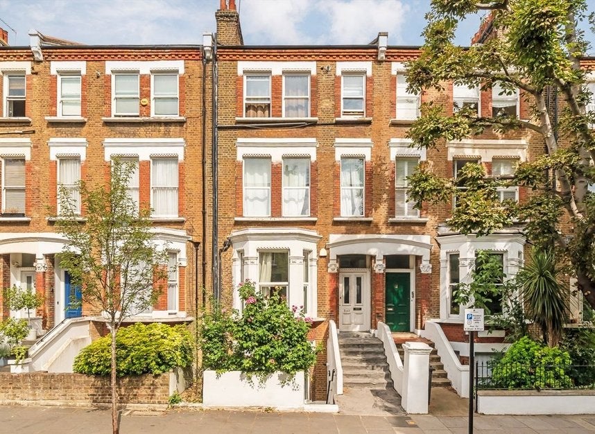 Flat Marylands Road in City of Westminster