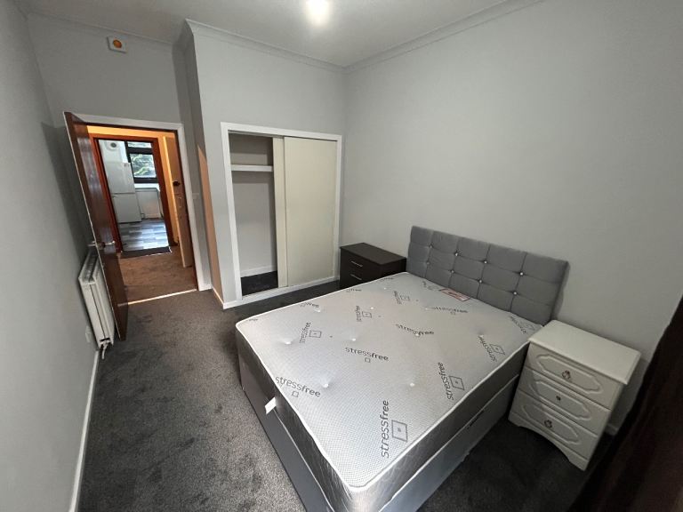 Flat Calder Street in Glasgow
