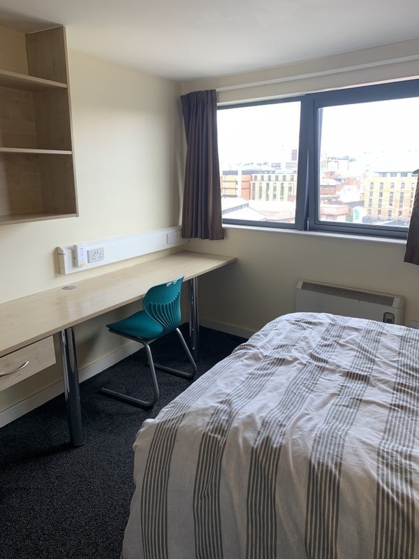 Room St Ann's Well Road in Nottingham