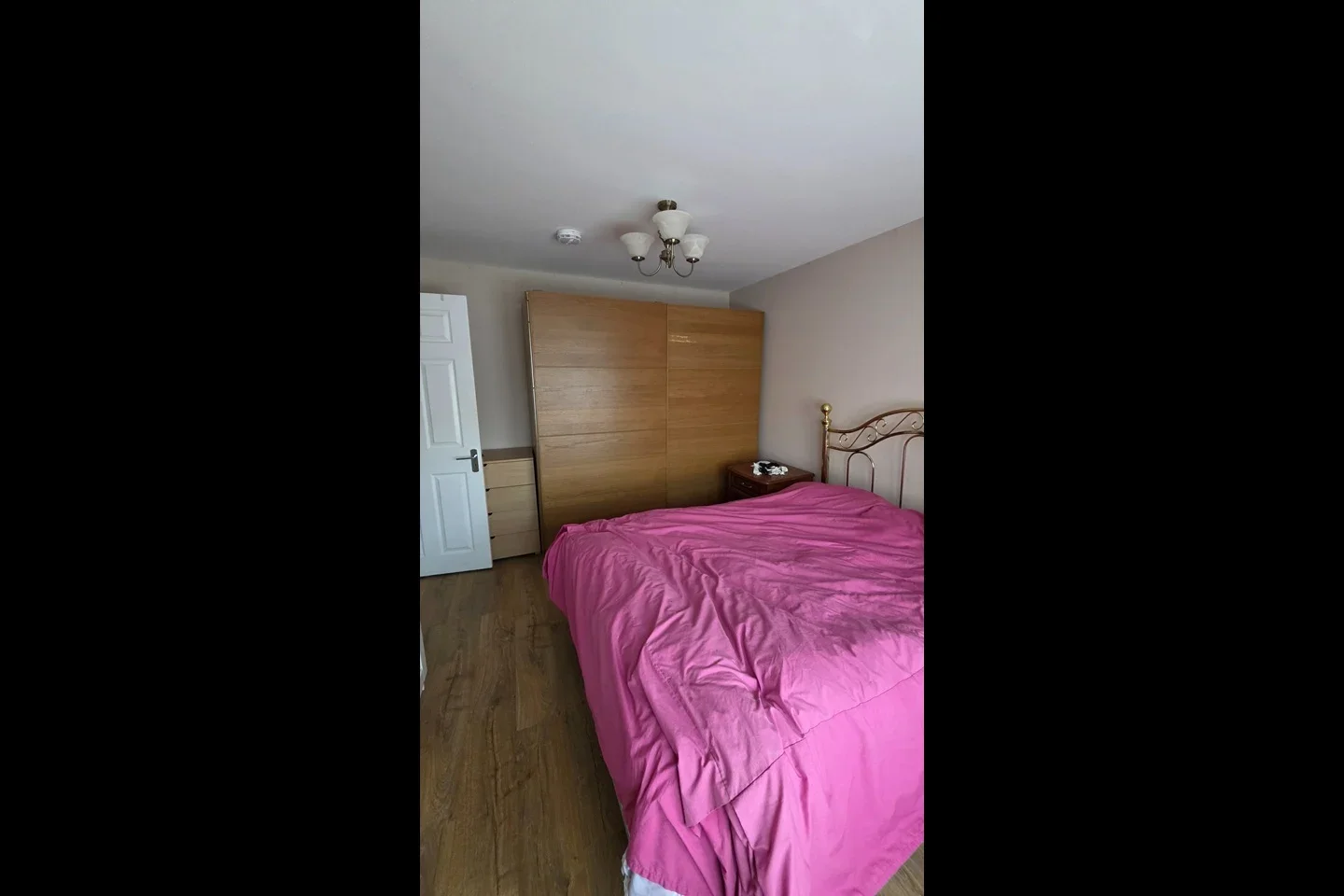 Room Alderton Road in Greater London