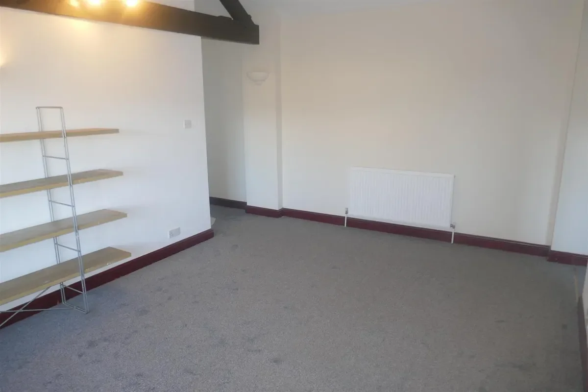 Flat Regent Street in Kettering