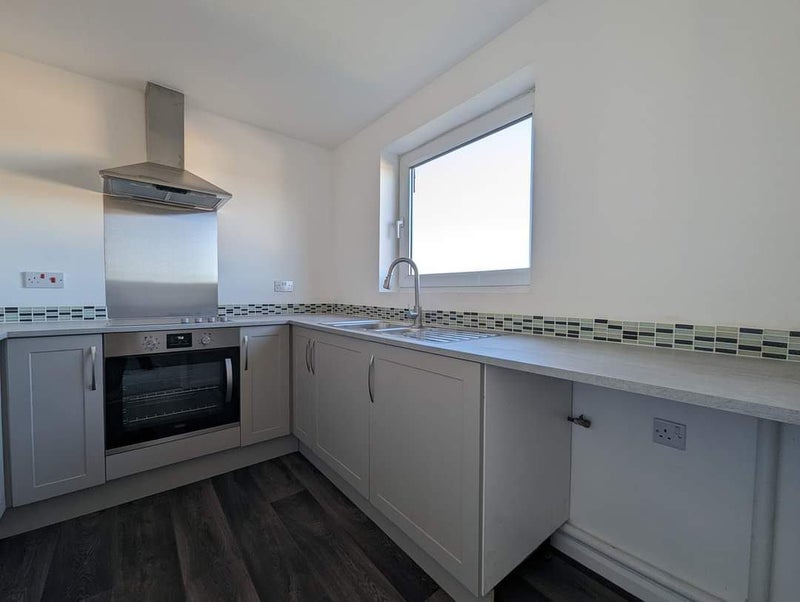 Flat Redwood Glen in Sheffield