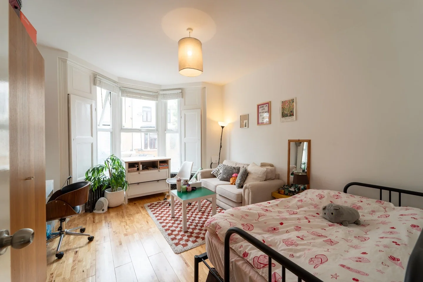 Flat Reighton Road in Greater London