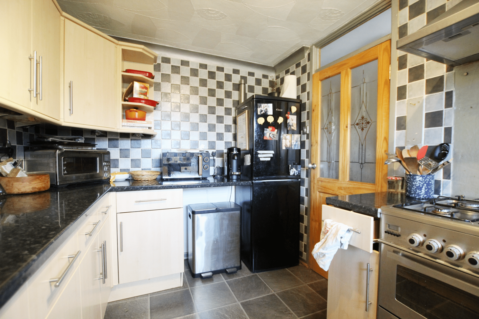 Flat Atkins Close in Cambridge