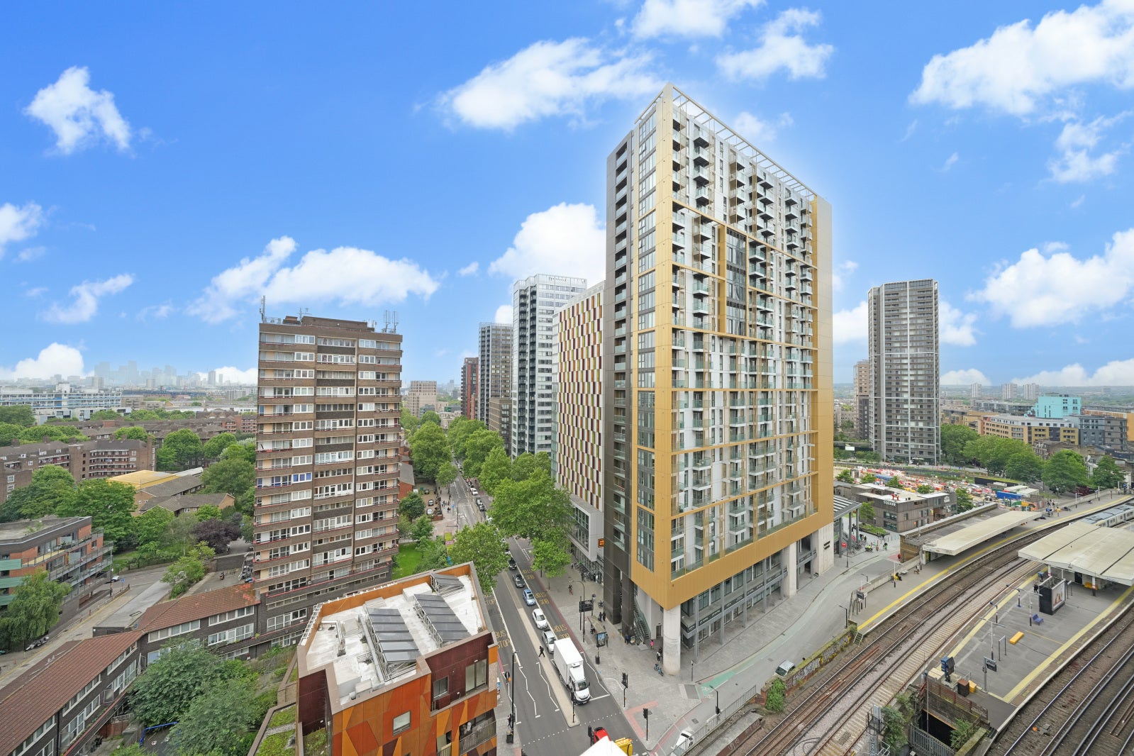 Flat Newington Causeway in Greater London