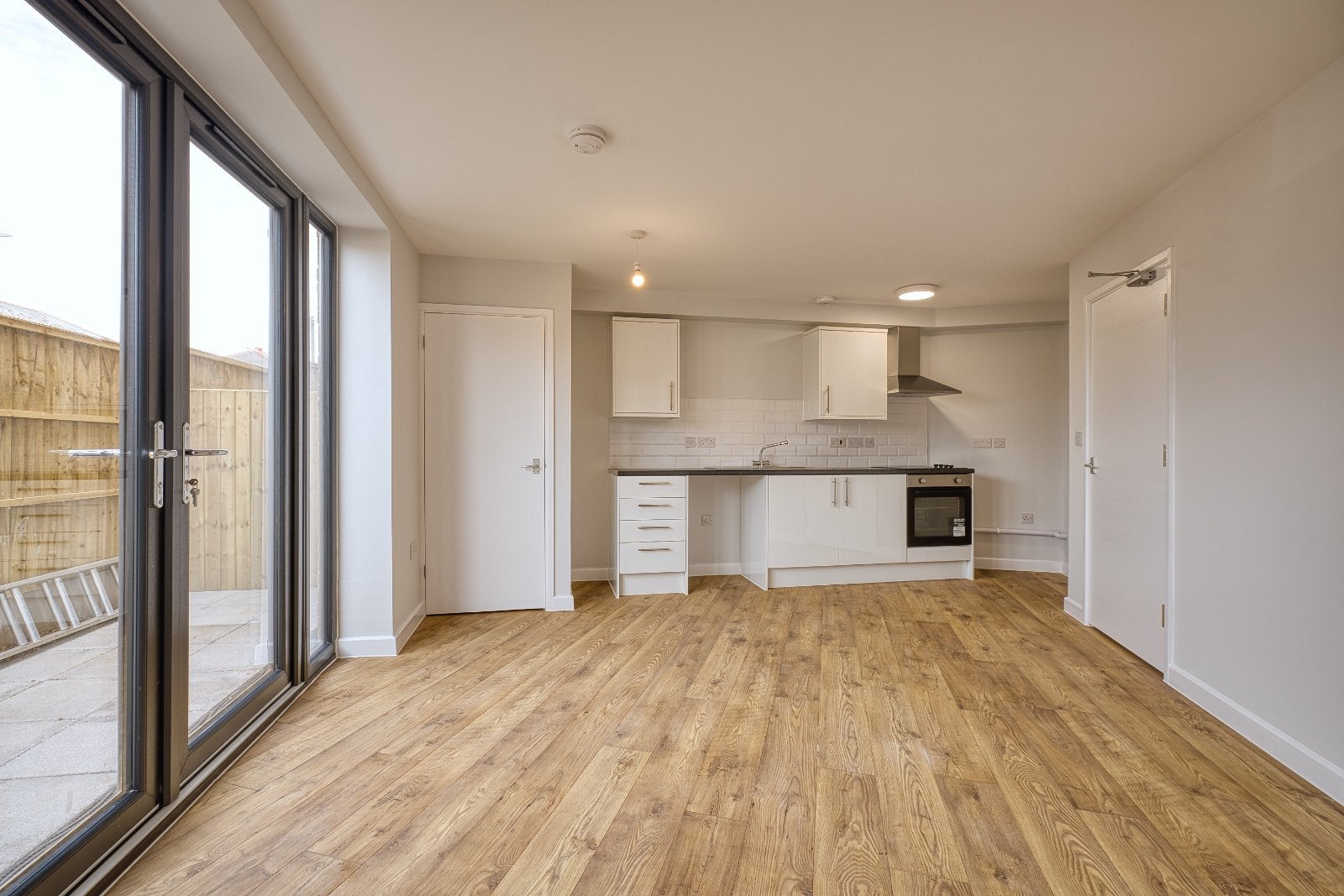 Flat Allenby Road in Thanet
