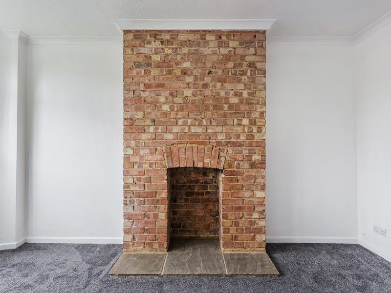 Flat Victoria Road in Reigate and Banstead