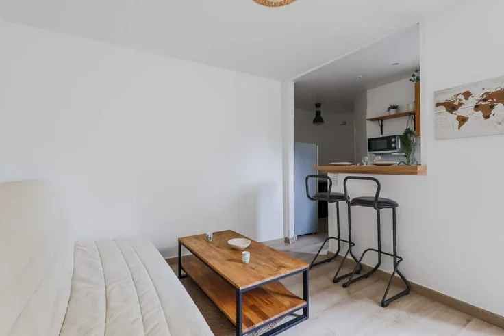 Maison Rue des Trois Couronnes à Paris