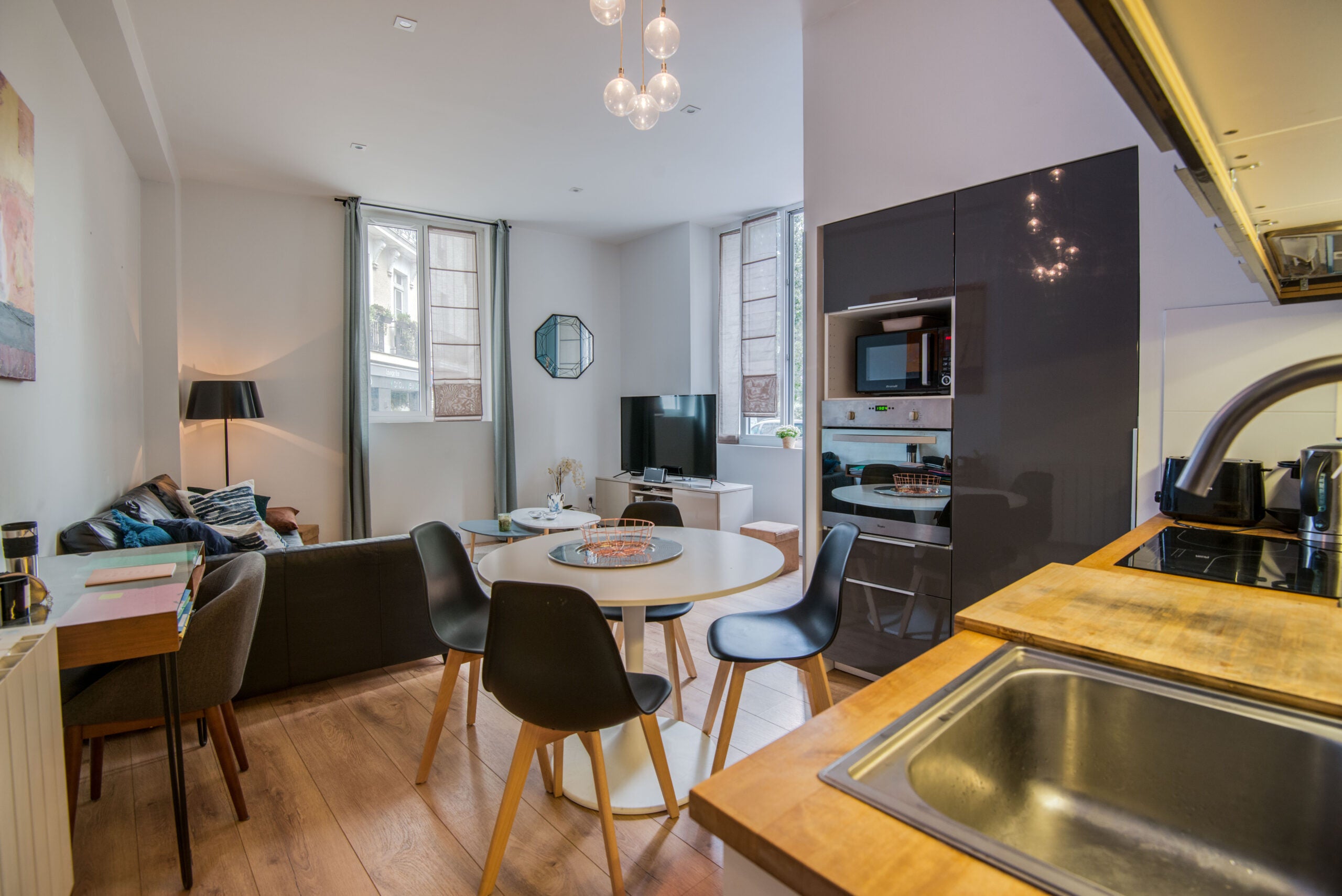 Flat Place Édouard Normand in Nantes