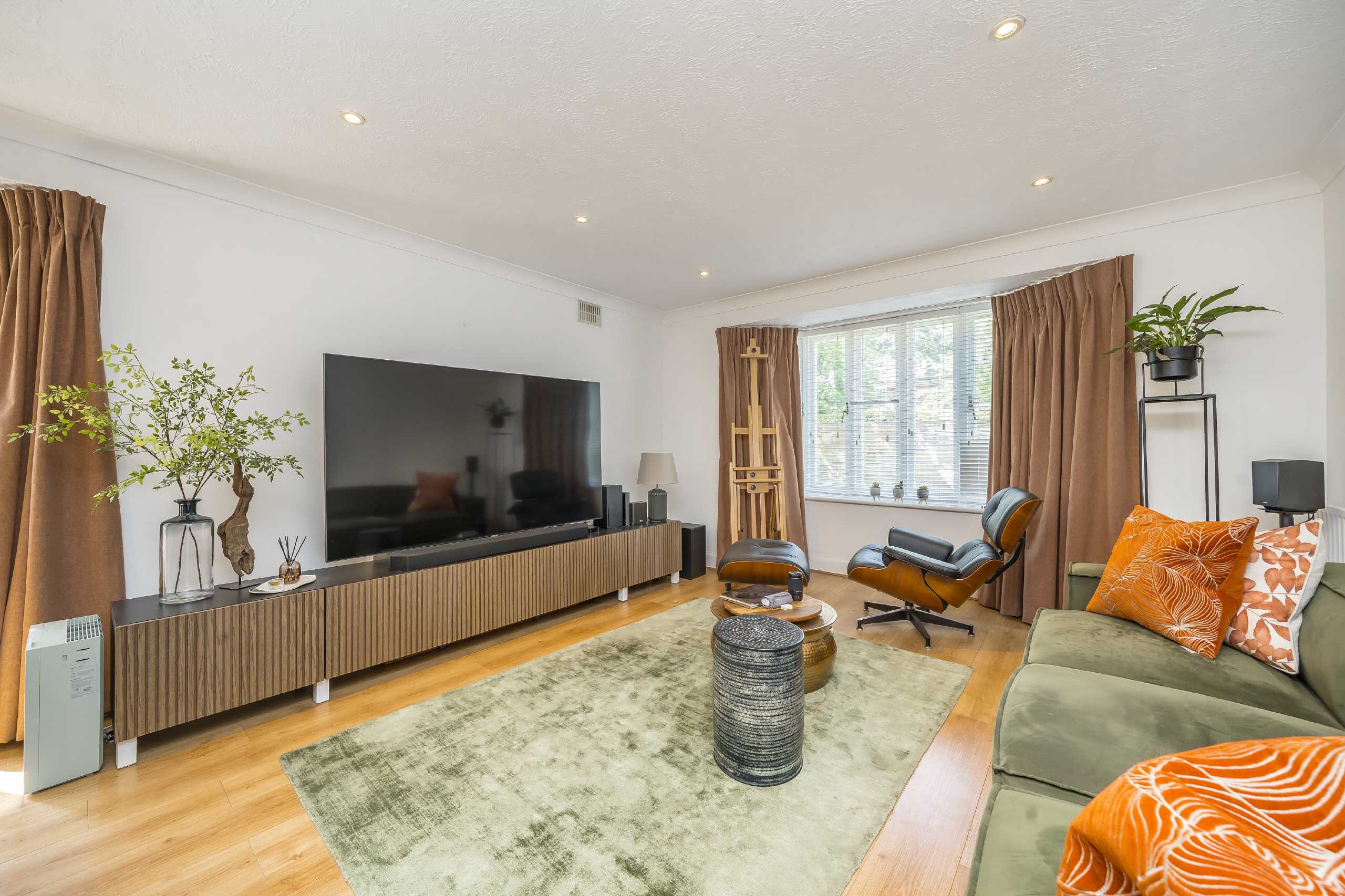 Flat Ridgway in Greater London