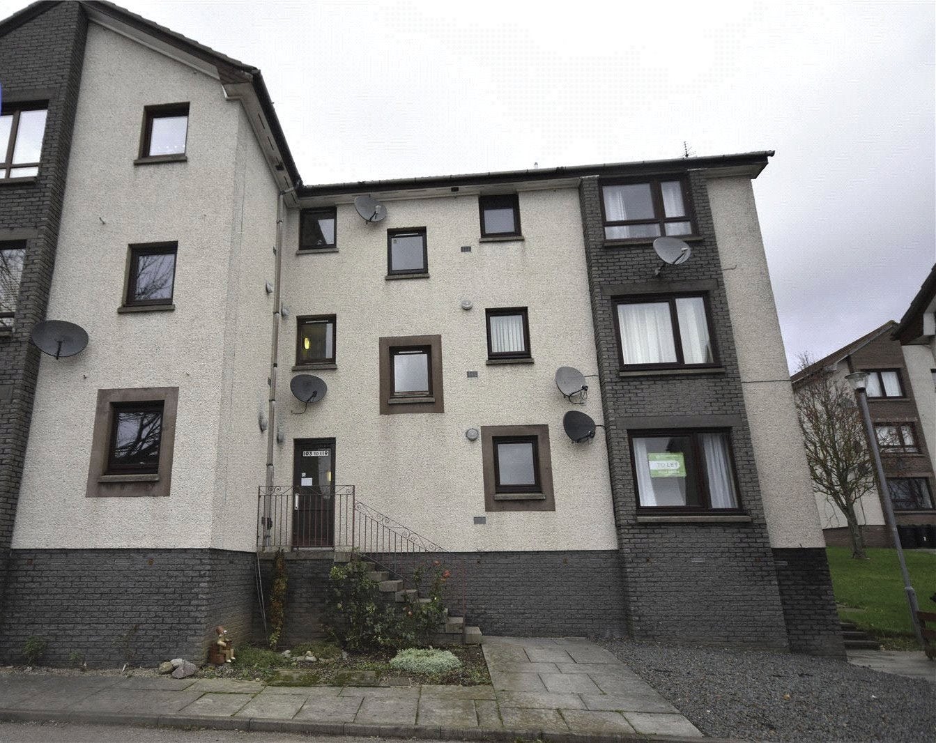 Flat Fairview Circle in Aberdeen City