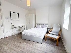 Room St Mary's Road in Greater London