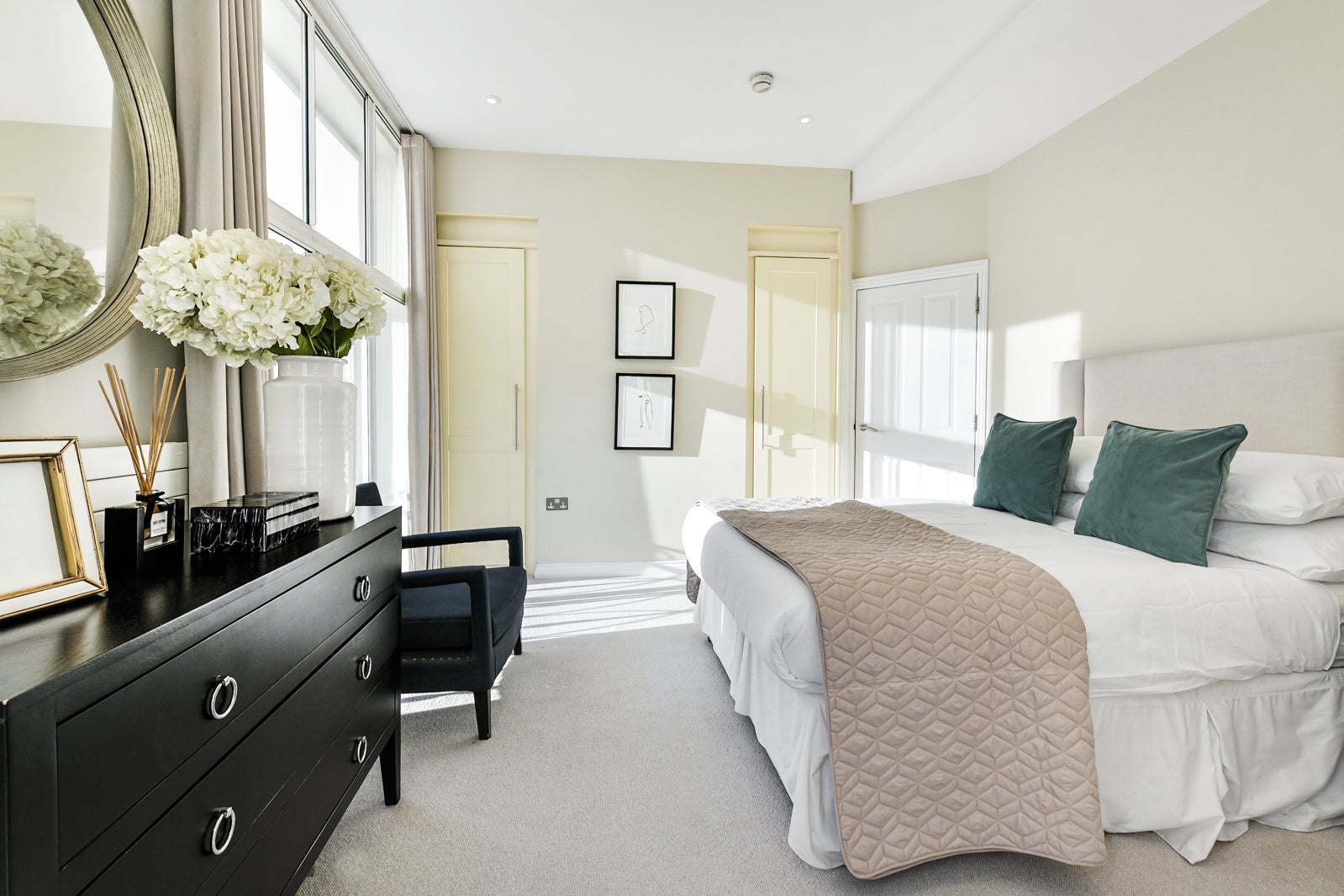 Flat Langham Place in City of Westminster