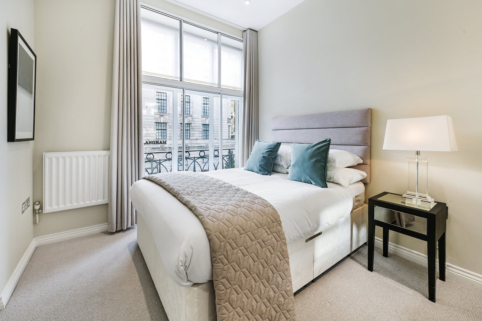 Flat Langham Place in City of Westminster