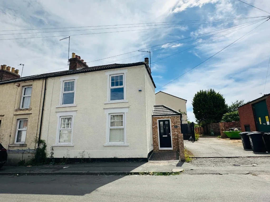 House Redwell Road in Wellingborough