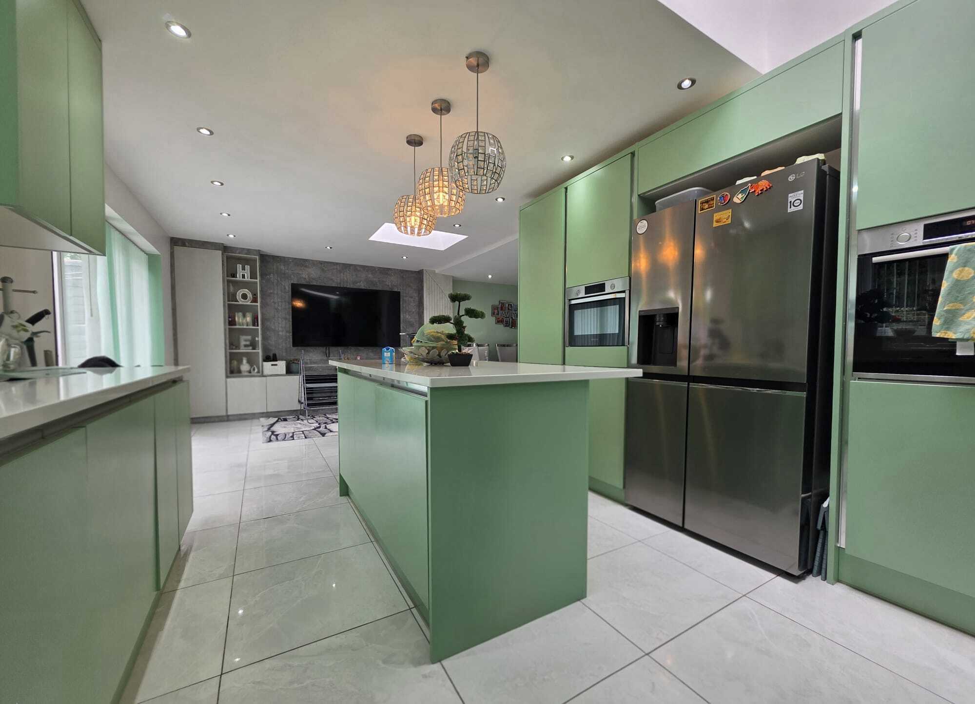 House Alderford Close in Wolverhampton