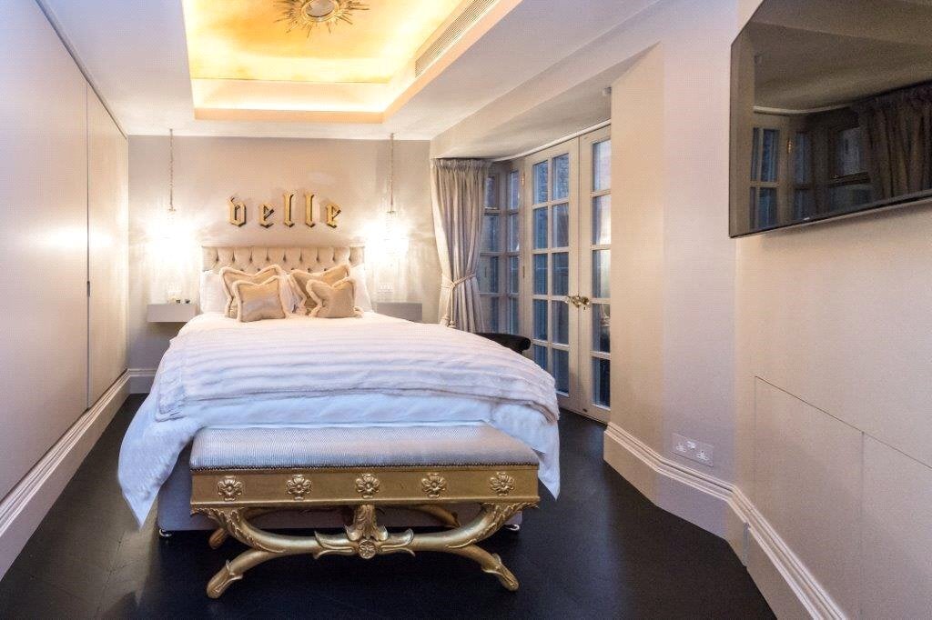 Flat Hans Place in Greater London