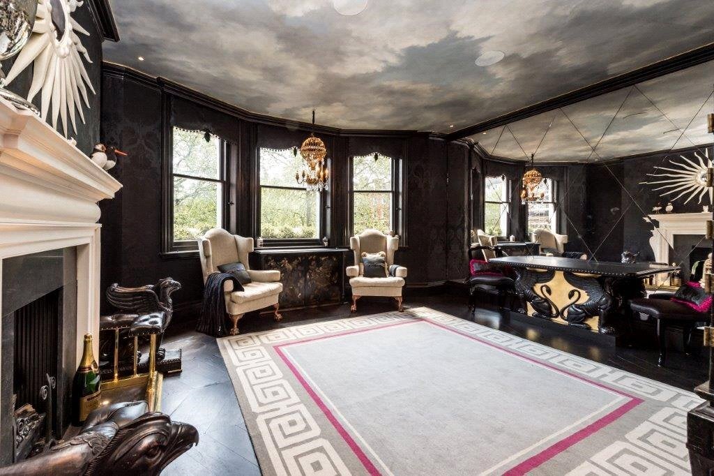 Flat Hans Place in Greater London