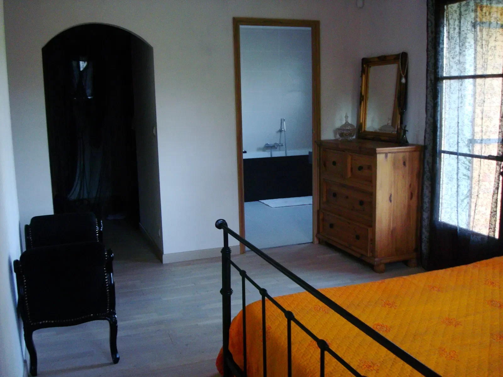 Chambre Chemin des Peyrouses à Le Teil