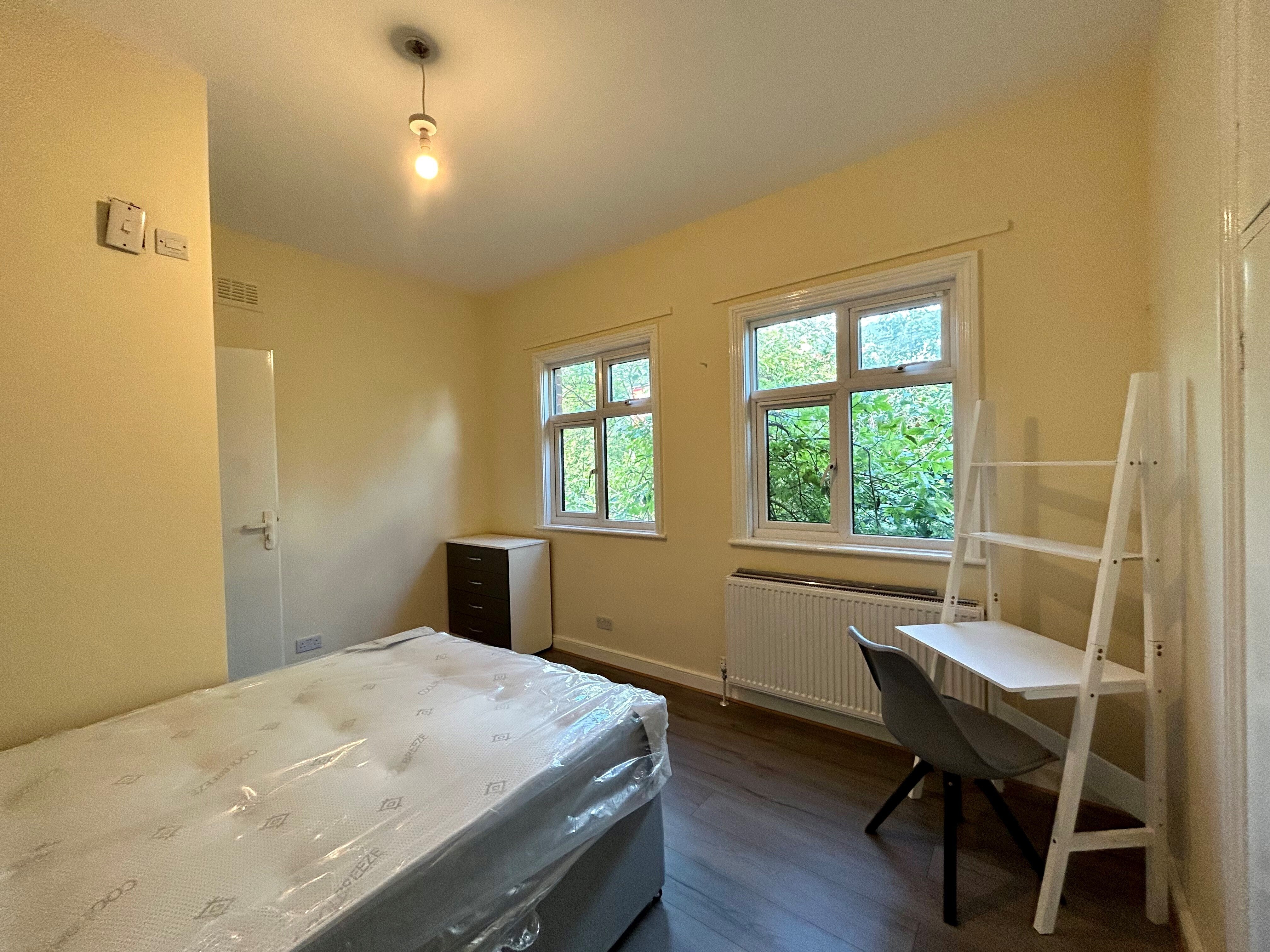 Room Woodberry Grove in Greater London