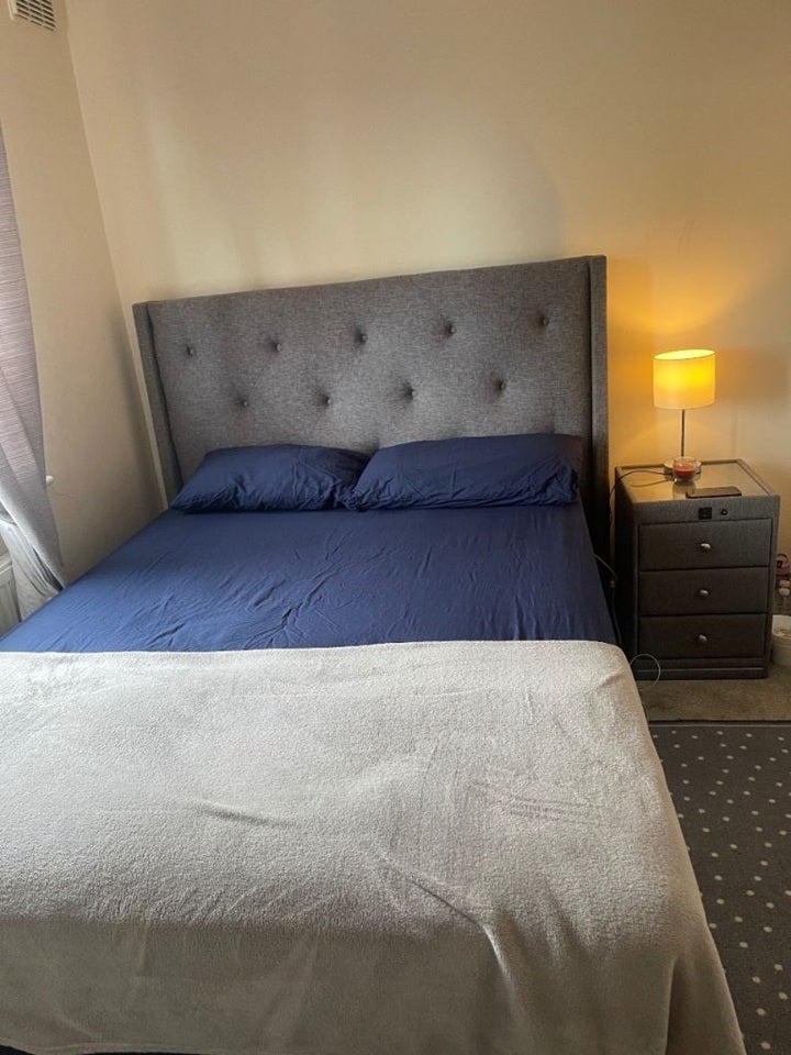 Room Dominion Drive in Greater London