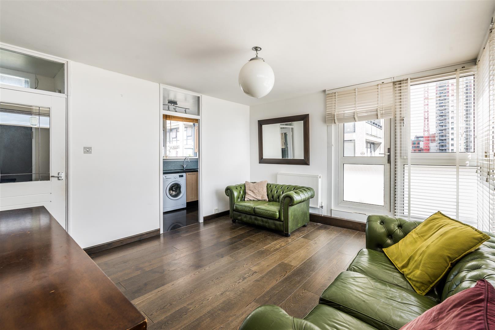 Flat Howell Walk in Greater London