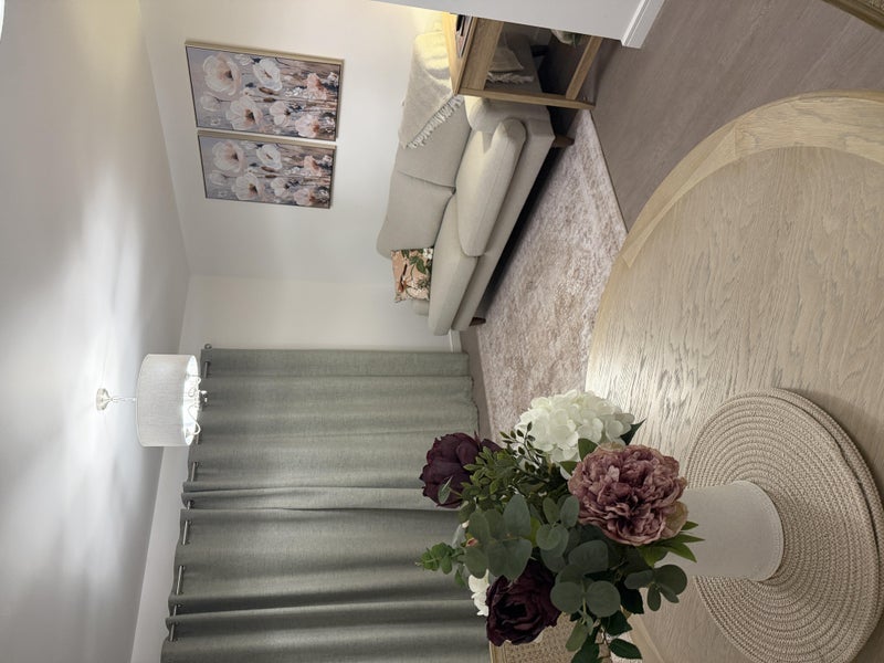 Room Sandpiper Crescent in Newcastle upon Tyne