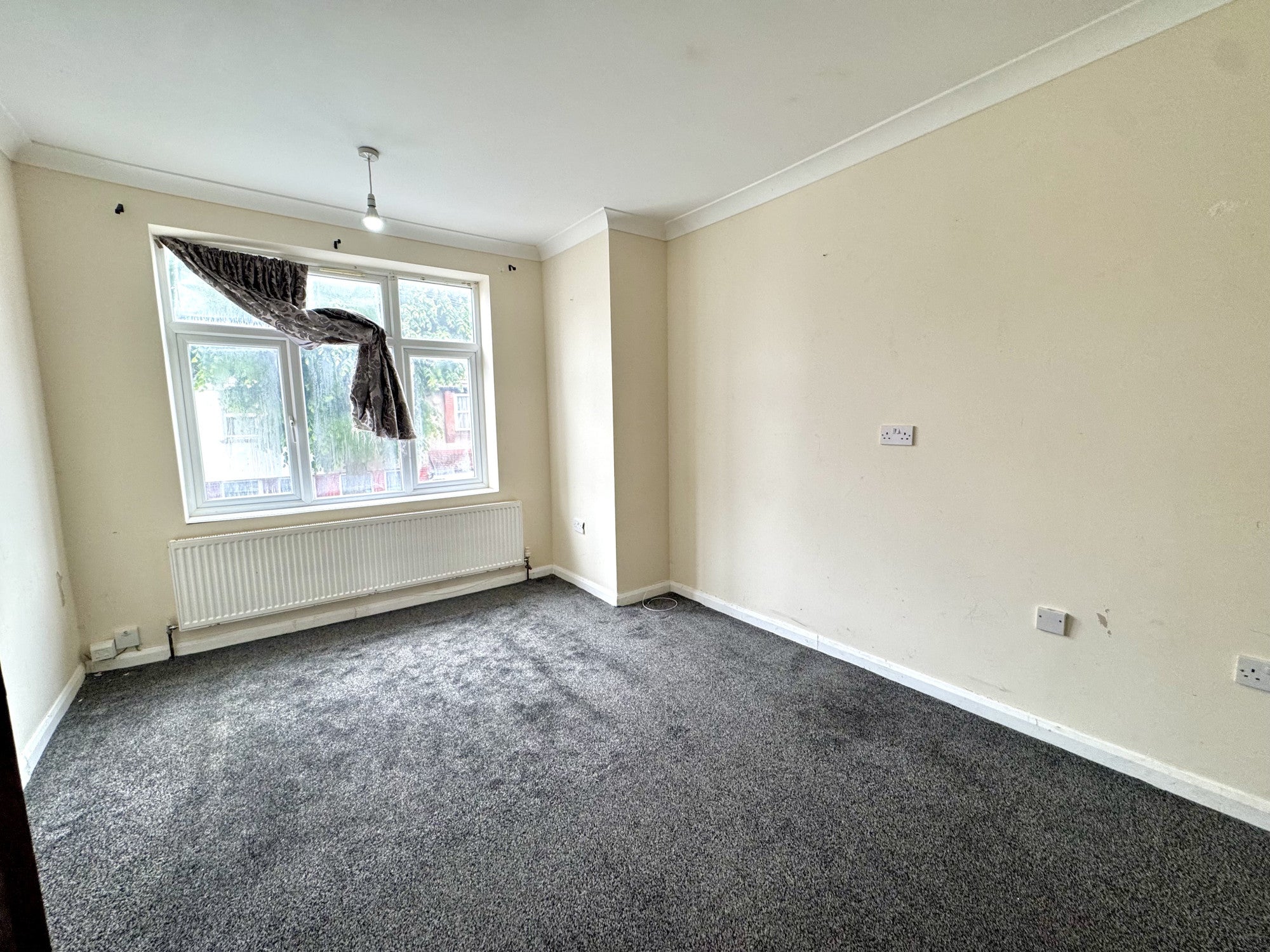 Flat Herbert Road in Greater London