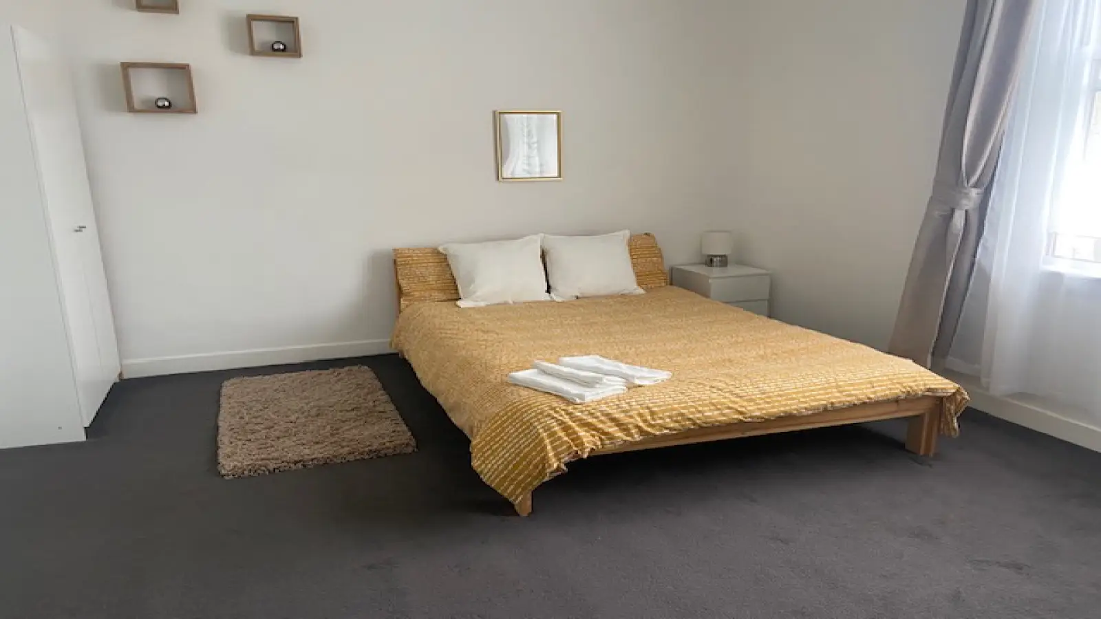 Flat Clearburn Crescent in City of Edinburgh