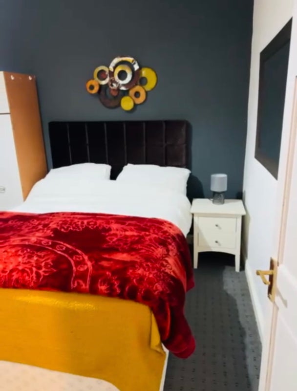 Room Hamilton Road in Sheffield