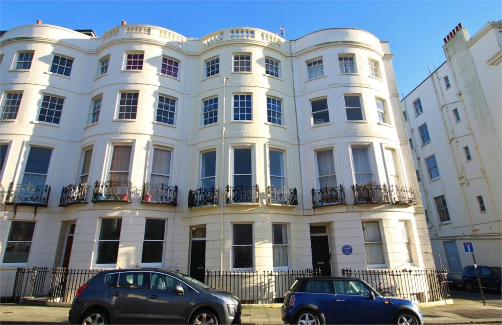 Flat Lansdowne Place in Hove
