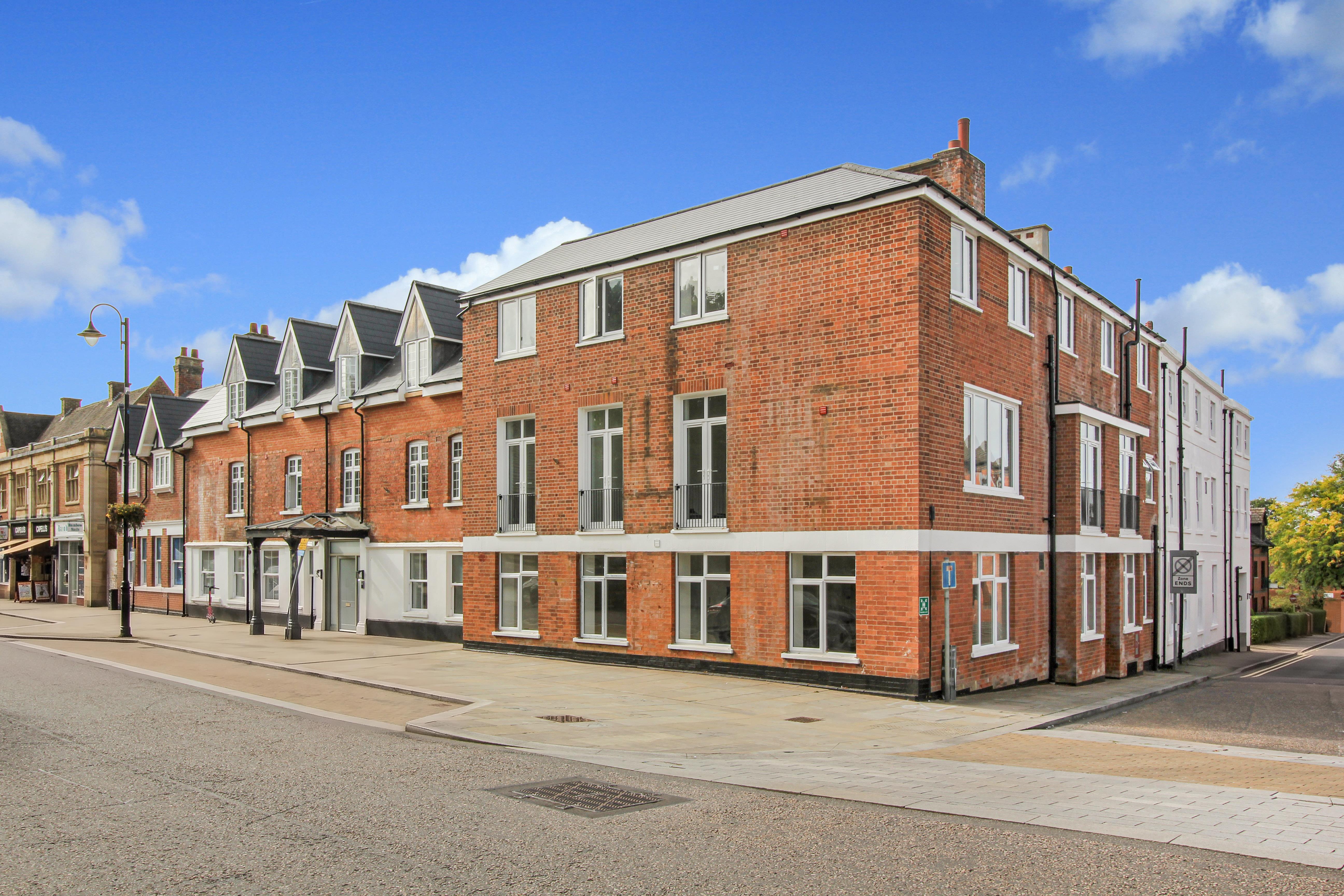 Flat Sheep Street in Kettering
