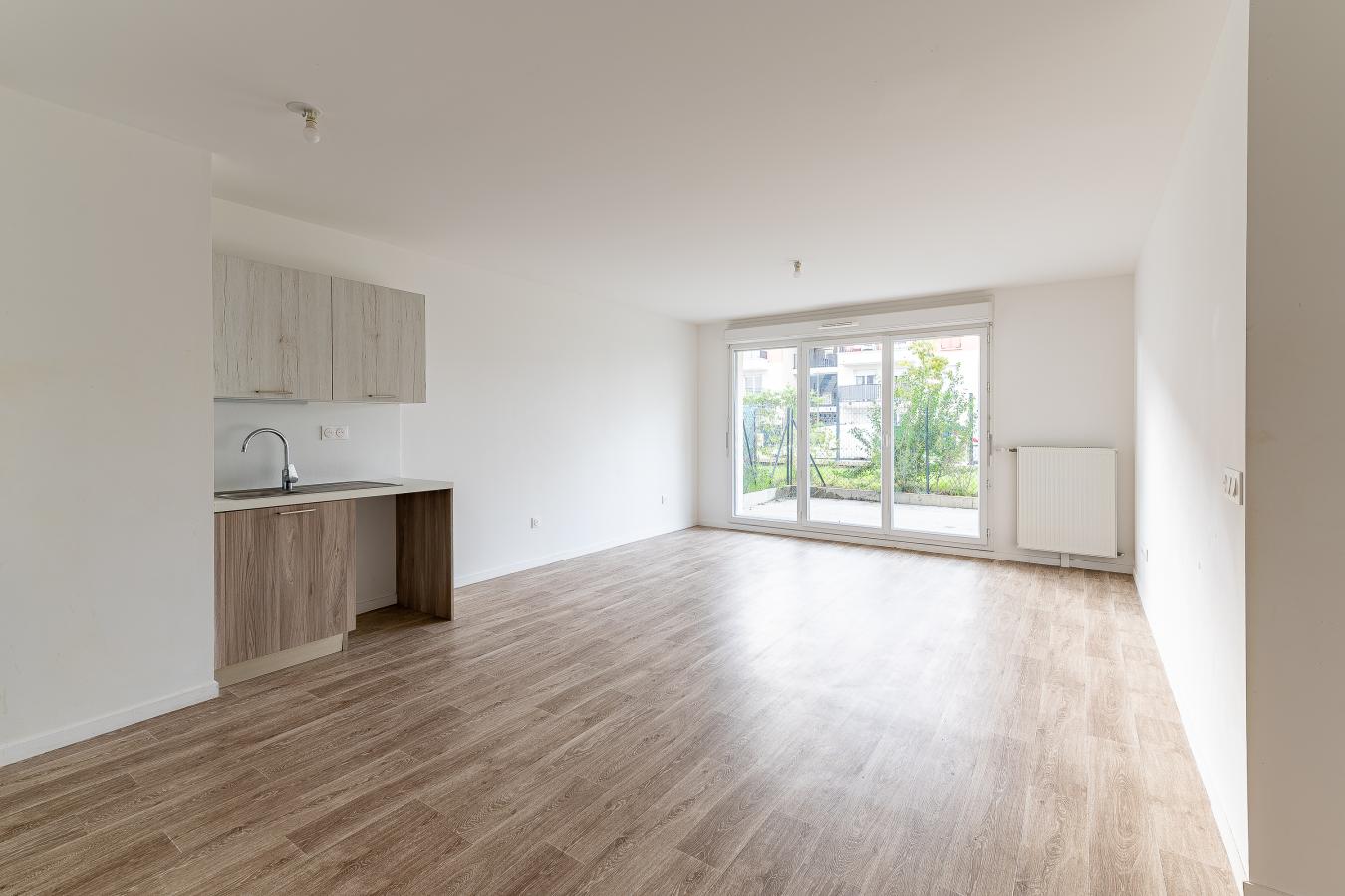 Flat Rue Constance Pascal in Melun