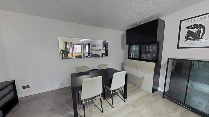 Flat West Bryson Road in City of Edinburgh