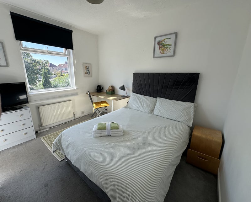 Room Branksome Drive in Bristol