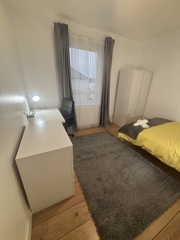 Room Clearburn Gardens in City of Edinburgh