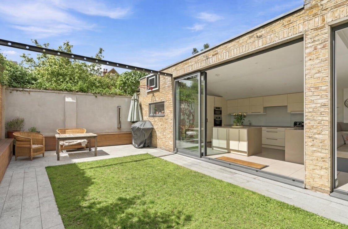 House Duke Road in Greater London