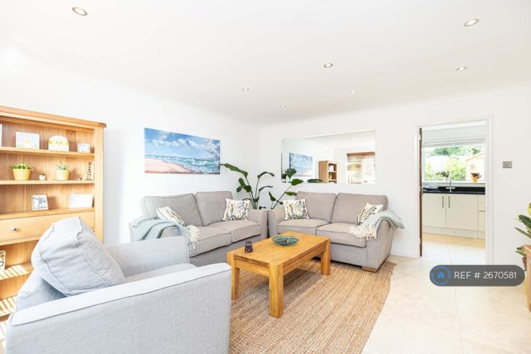 House Curzon Road in Poole