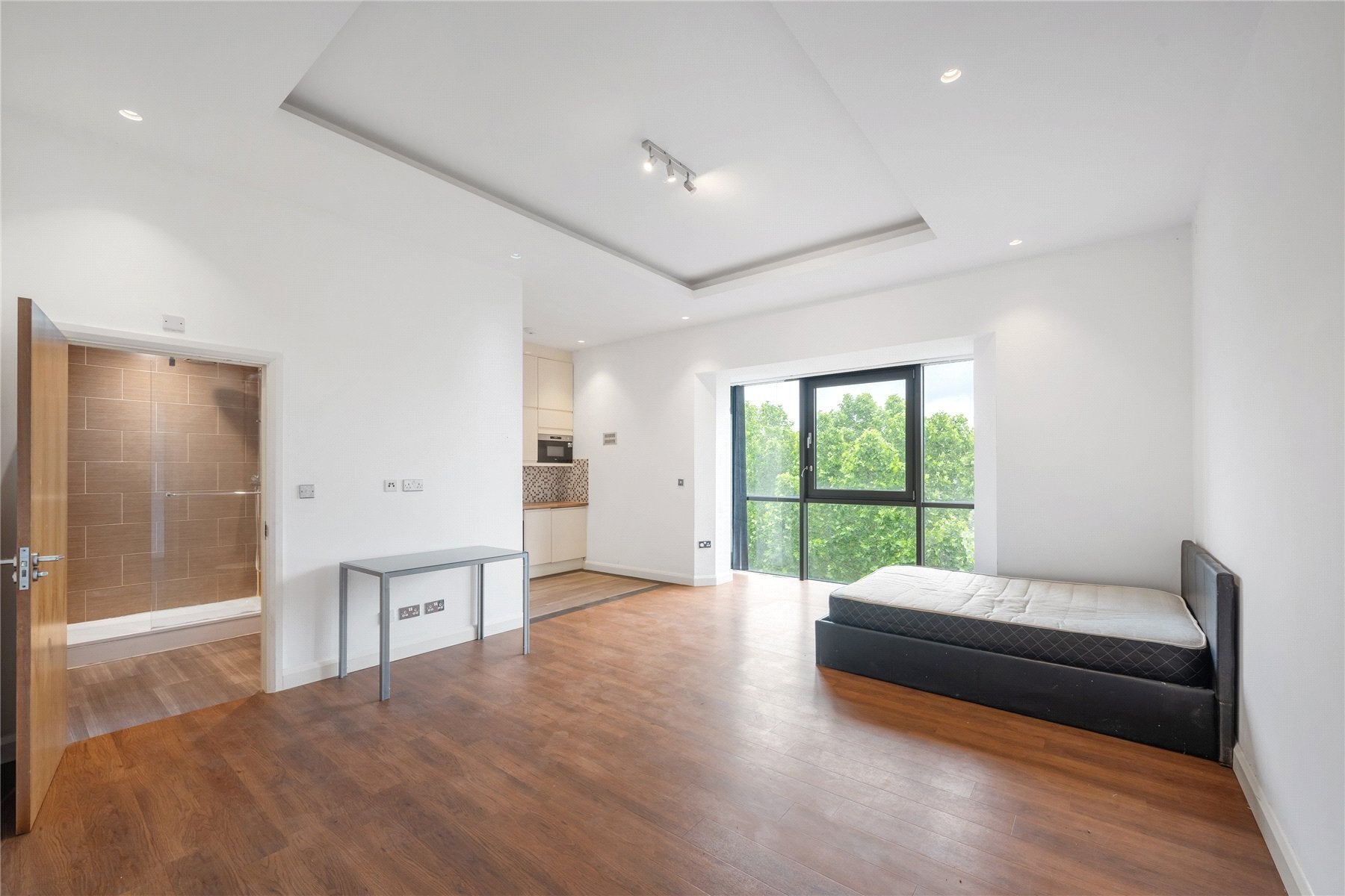 Flat Durnsford Road in Greater London