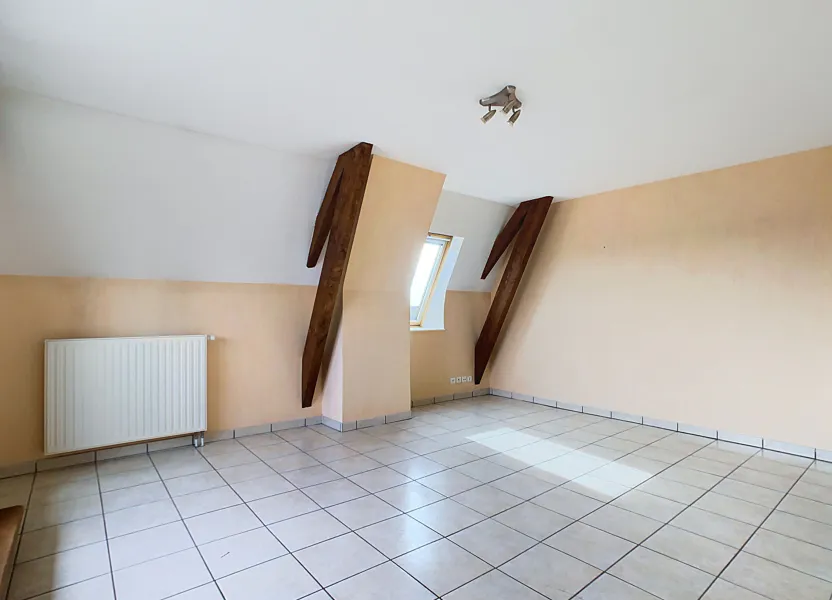 Flat Place de la République in Arpajon-sur-Cère