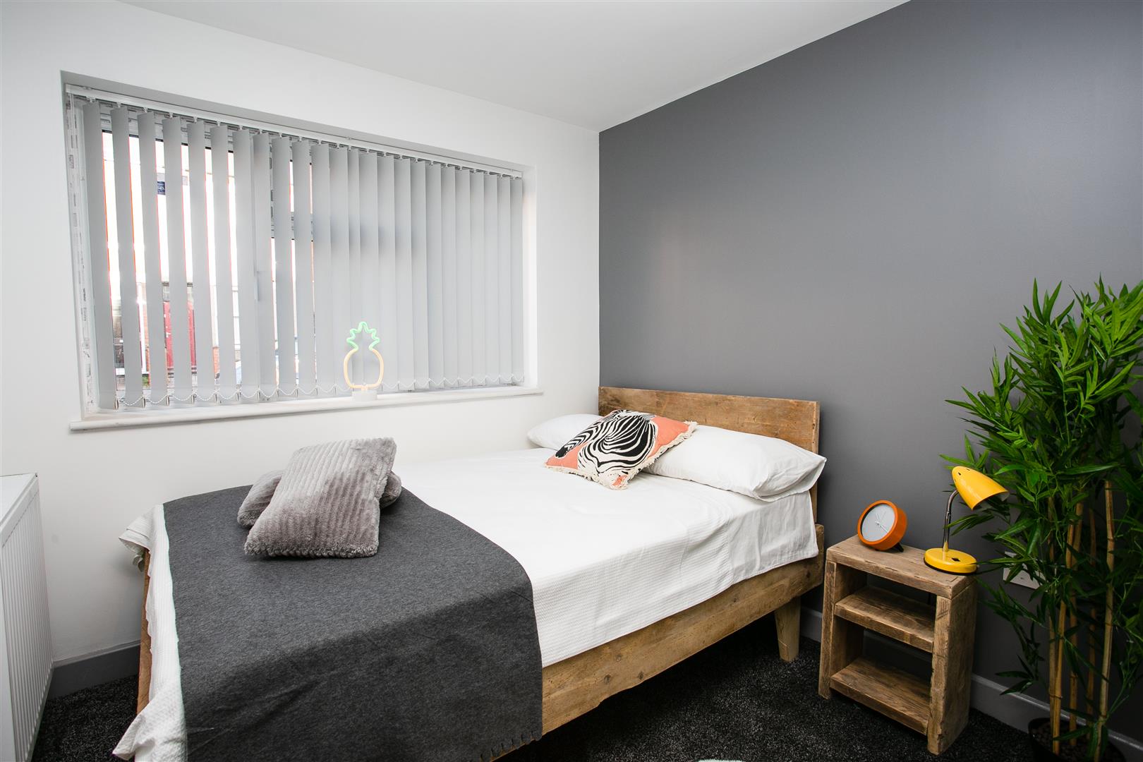 Room St. Margaret Road in Coventry