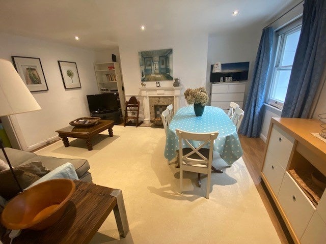 Flat Westcombe Park Road in Greater London